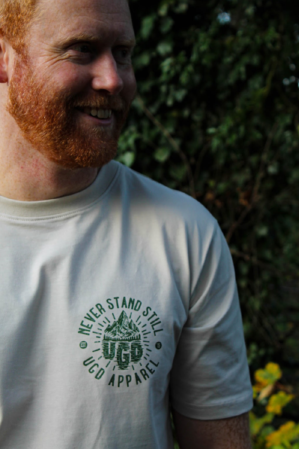 NEVER STAND STILL Tee