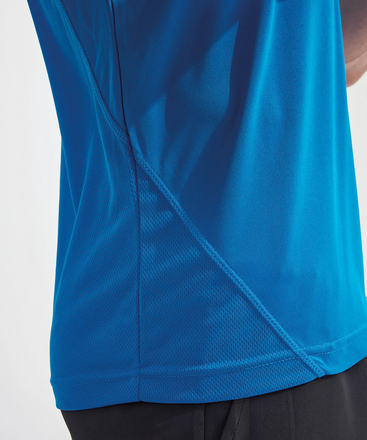 ATHLETIC DIVISION performance tee